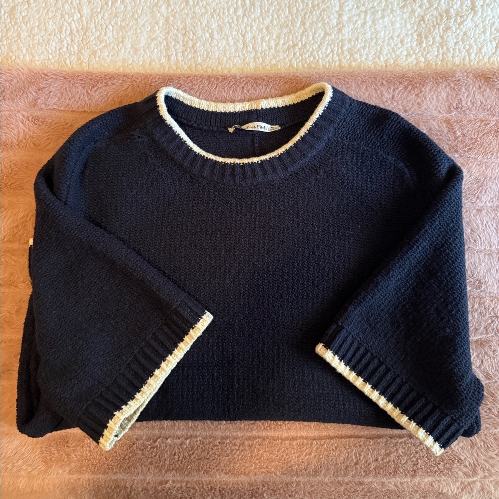 Abercrombie & Fitch Dark Navy Blue Sweater with Cream Trim